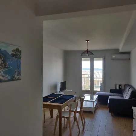 3 Pieces Pres Des Plages De Avec Parking Juan-les-Pins
